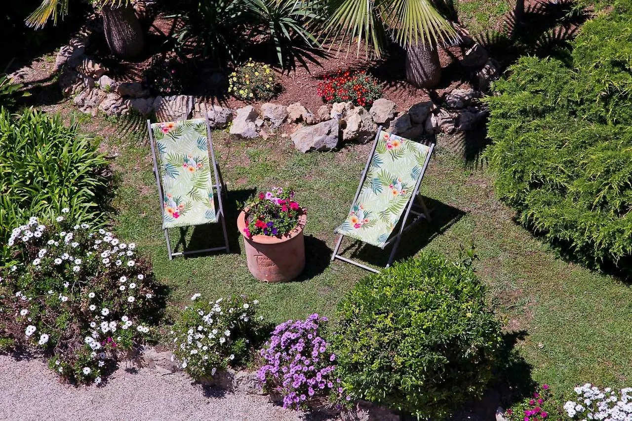 Hotel La Villa Cap D'Antibes Juan-les-Pins
